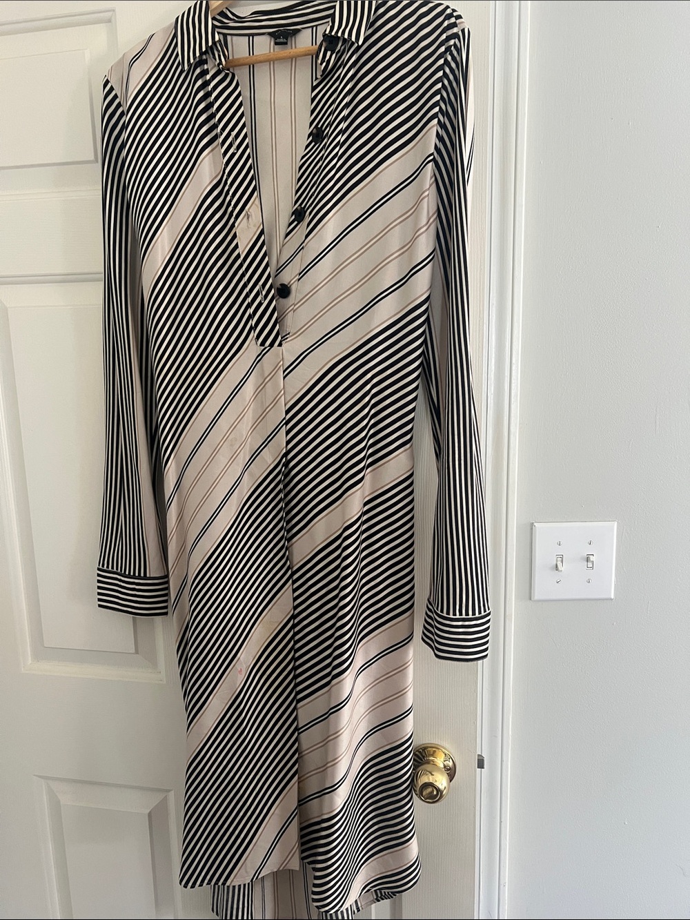 Ann Taylor Black & Cream Striped Long-Sleeve Shirt Dress